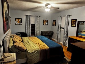 4 bedrooms, iron/ironing board, free WiFi, bed sheets - Experience Peace, Relaxation and Comfort in Kentucky with a touch of KENYA! (Dover)