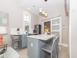 Interior - Charming Condo near Beach with Porch (Cape May)