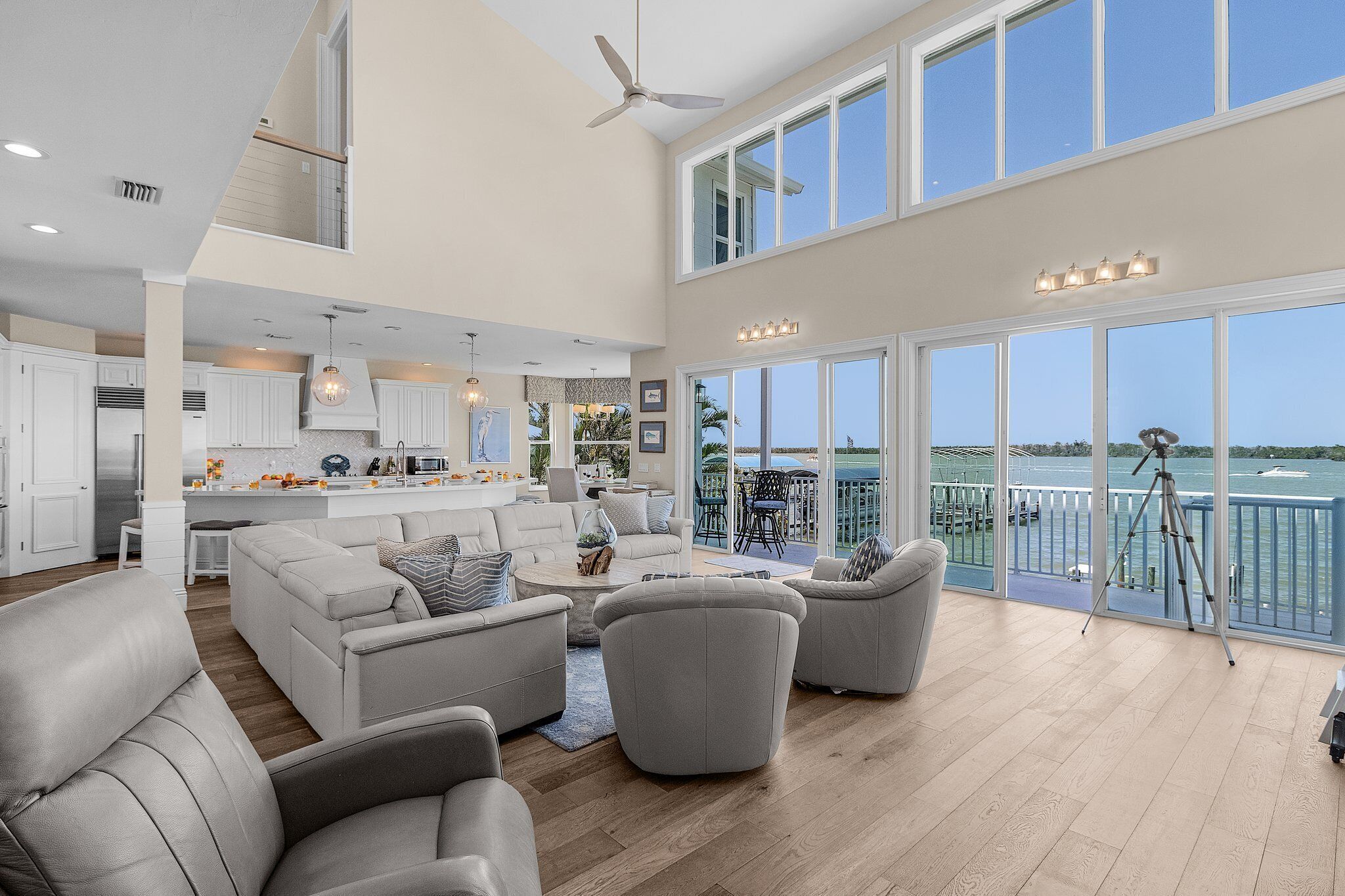 Smart TV, ping pong, books