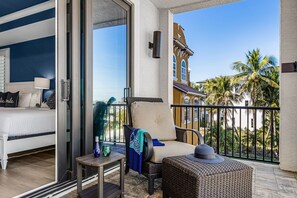 4 bedrooms, iron/ironing board, free WiFi, bed sheets - Amazing Views, Heated Pool & Hot Tub - Beach Breeze - Roelens (Fort Myers Beach)