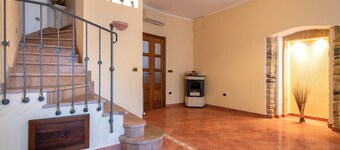 Bed and Breakfast 'Tripla' with Mountain View, Private Garden and Air Conditioning