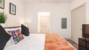 Desk, iron/ironing board, travel crib, WiFi