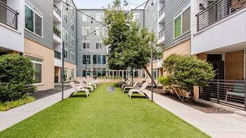 Enceinte de lâhĂ©bergement