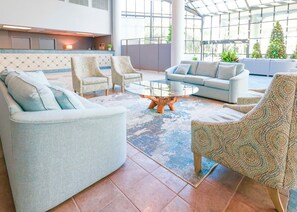 Lobby - *NEW LOW FALL RATES* Beautiful Bayfront Condo with LAZY RIVER on the 8th floor! (Orange Beach)