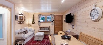 Apartment 'A Casa Di Anna' with Mountain View, Private Garden and Wi-Fi