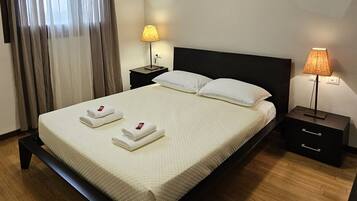 1 bedroom, WiFi, bed sheets