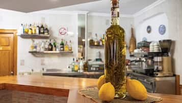 Bar (in der Unterkunft)