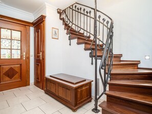 Unclassified image, 3 of 28, button