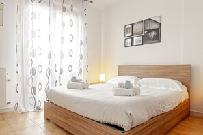1 chambre, fer et planche à repasser, Wi-Fi, literie fournie