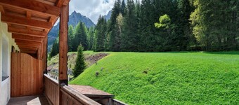 Apartment 'Badia' with Mountain View, Shared Terrace and Wi-Fi