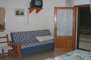 1 camera, Wi-Fi gratuito, lenzuola