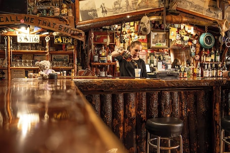 Bar (on property). Virginian Hotel