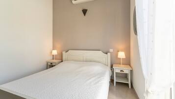 1 Schlafzimmer, Bügeleisen/Bügelbrett, kostenloses WLAN, Bettwäsche