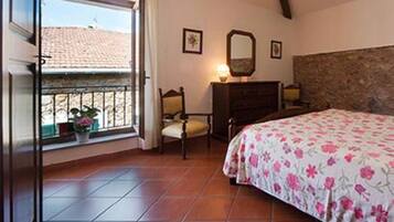 3 Schlafzimmer, BĂŒgeleisen/BĂŒgelbrett, kostenloses WLAN, BettwĂ€sche