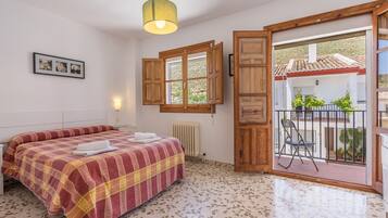 3 habitaciones, tabla de planchar con plancha y wifi gratis