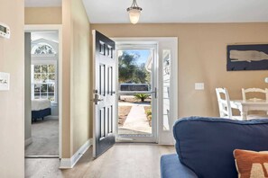 Smart TV - Marina's Edge (Murrells Inlet)