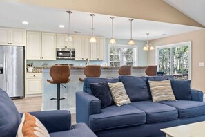 Interior - Marina's Edge (Murrells Inlet)