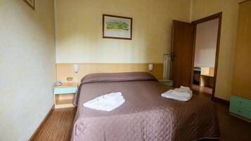 1 habitación, wifi gratis y ropa de cama