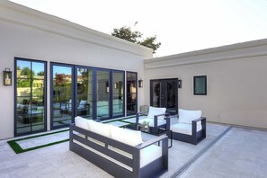 Terrace/patio - 3-bedroom house in charming Scottsdale mcCormick with WiFi, AC. Relax and enjoy (Scottsdale)