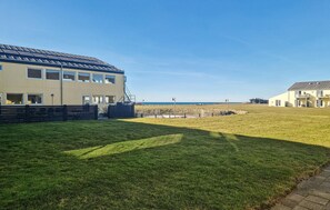 Property grounds - 1 bedroom amazing apartment in Løkken (Løkken)