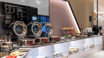 Desayuno buffet diario (CNY 30 por persona)