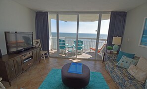 Living area - Water's Edge Resort #1510 - Oceanfront Complex in Garden City Beach, SC (Garden City Beach)