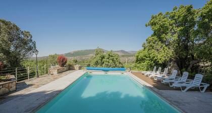 Finca 'Villa Karina' with Mountain Views, Private Pool and Wi-Fi
