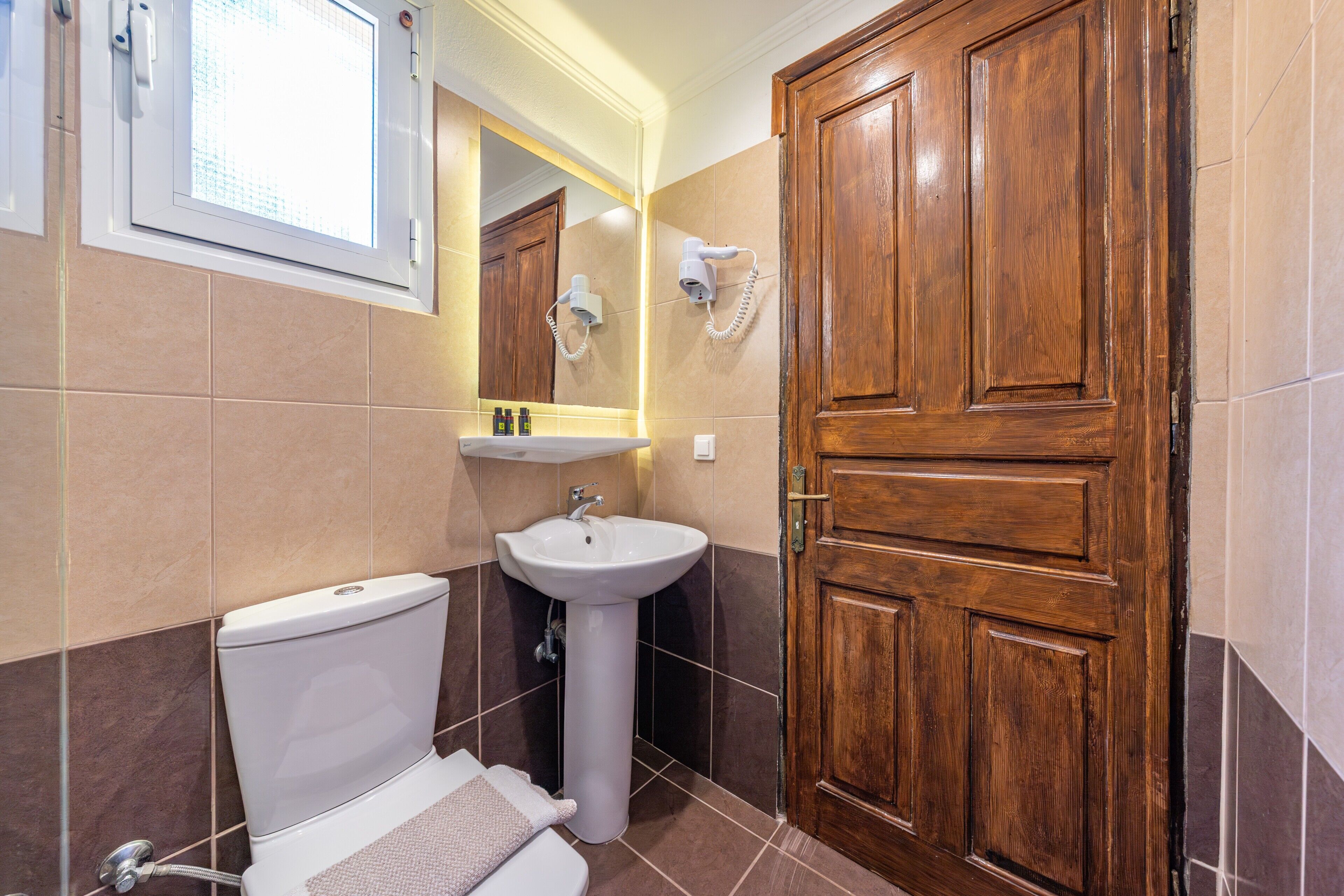 淋浴設備、風筒、提供毛巾