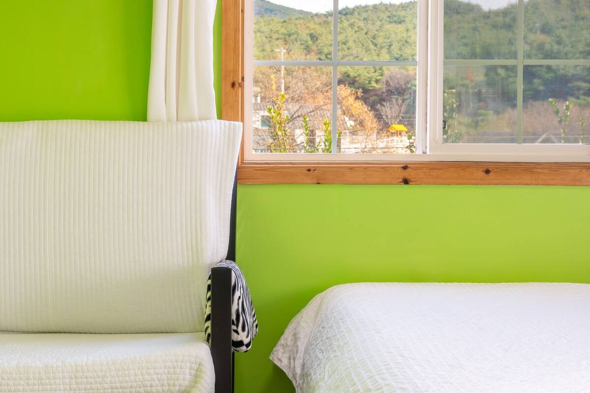 Basic Room, 1 Bedroom (Ujin 102(Pets Not Allowed)) | 1 bedroom, free WiFi