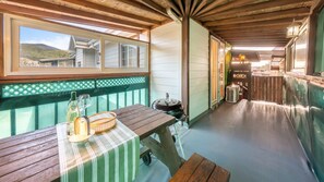 Basic Room, 1 Bedroom (Green 203(Pets Not Allowed)) - Gyeongju Woojin Green Pension (Gyeongju)