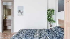 3 habitaciones, tabla de planchar con plancha y wifi gratis