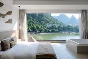 Grand Room | Premium bedding, memory foam beds, individually decorated - Ruoli Yangshuo (Guilin)