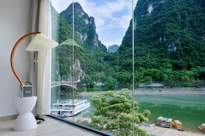 Comfort Double Room | Pemandangan dari bilik