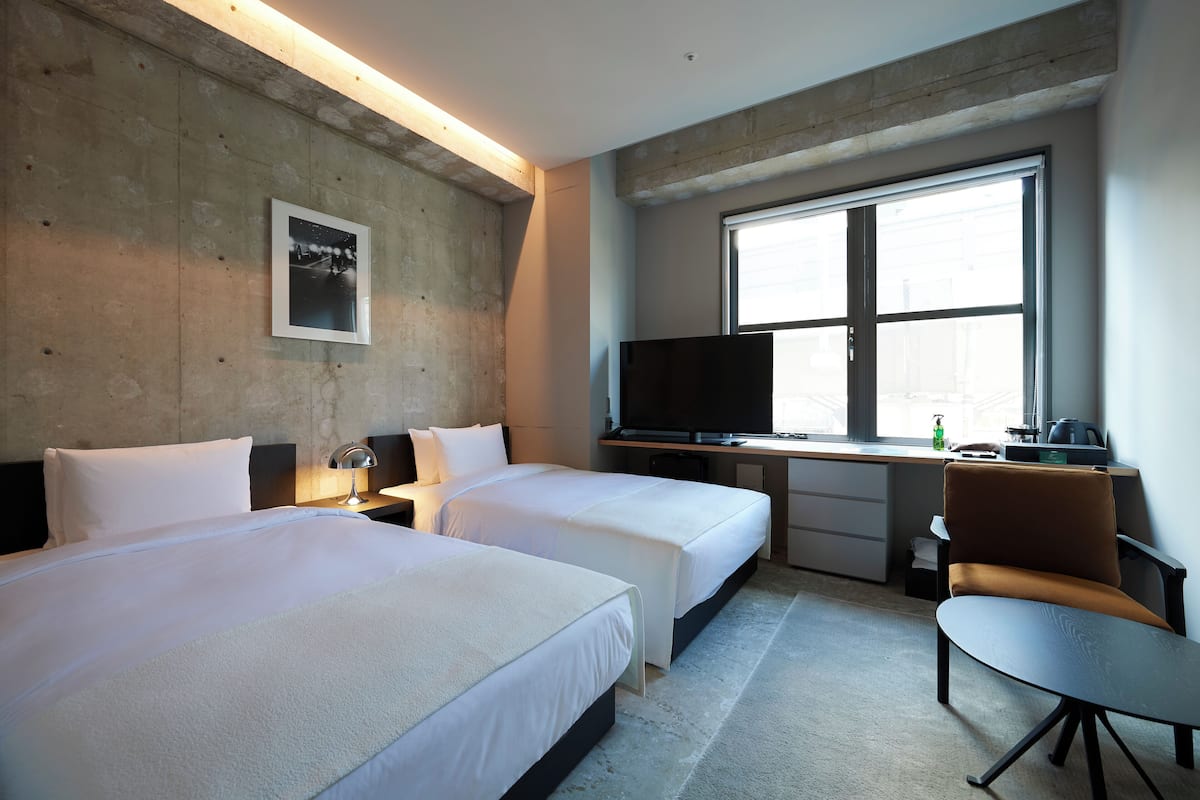 Comfort Twin Room, Non Smoking | Premium bedding, down comforters, in-room safe, desk