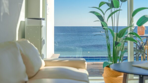 Basic Room, 2 Bedrooms (Room 101) | 1 bedroom, free WiFi - Yeongdeok The Best Pool Villa (Yeongdeok)