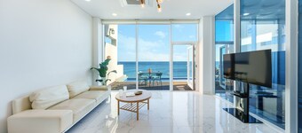 Yeongdeok The Best Pool Villa