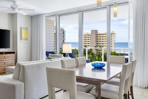 Dining - Marriott's Crystal Shores Marco Island 2BR 2BA Pool High Floor Balcony Dec 16-23 (Marco Island)