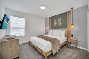 6 habitaciones, tabla de planchar con plancha, internet y ropa de cama
