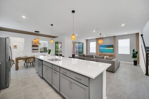 Interior - Orlando Villa 6476: Your Perfect 5-Star Holiday Villa (Orlando)