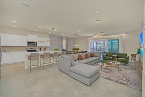 Interior - Orlando Villa 6475: Your Dream Getaway at Windsor Cay (Orlando)