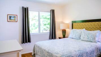 2 slaapkamers, een strijkplank/strijkijzer, wifi, beddengoed