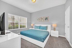 4 chambres, fer et planche à repasser, accès à Internet, literie fournie