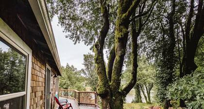 Scenic River Retreat w/ Deck •View •Lawn Games • Wood Stove