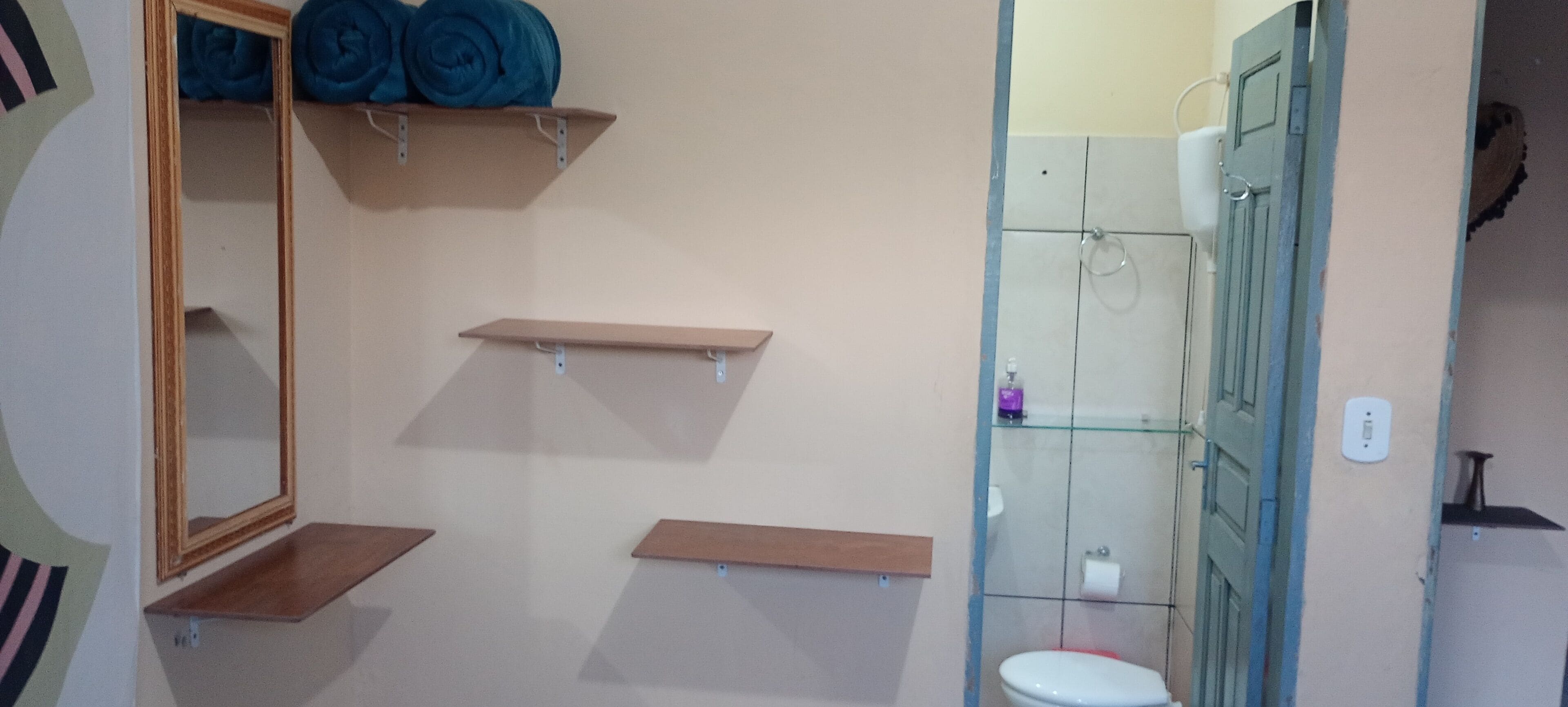 Classic Suite | 1 bedroom, iron/ironing board, free WiFi, bed sheets