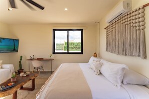 Junior Studio, 1 King Bed with Sofa bed, Refrigerator, Golf View | Desk, laptop workspace, free WiFi
