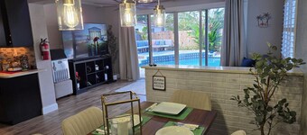 Stunning Ft. Lauderdale 3/2 home minutes from beaches, casinos, airport & more