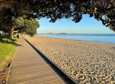 Escape to Kohi Cottage - Your Beachside Haven