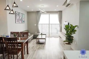 Rideaux occultants, Wi-Fi gratuit, draps fournis