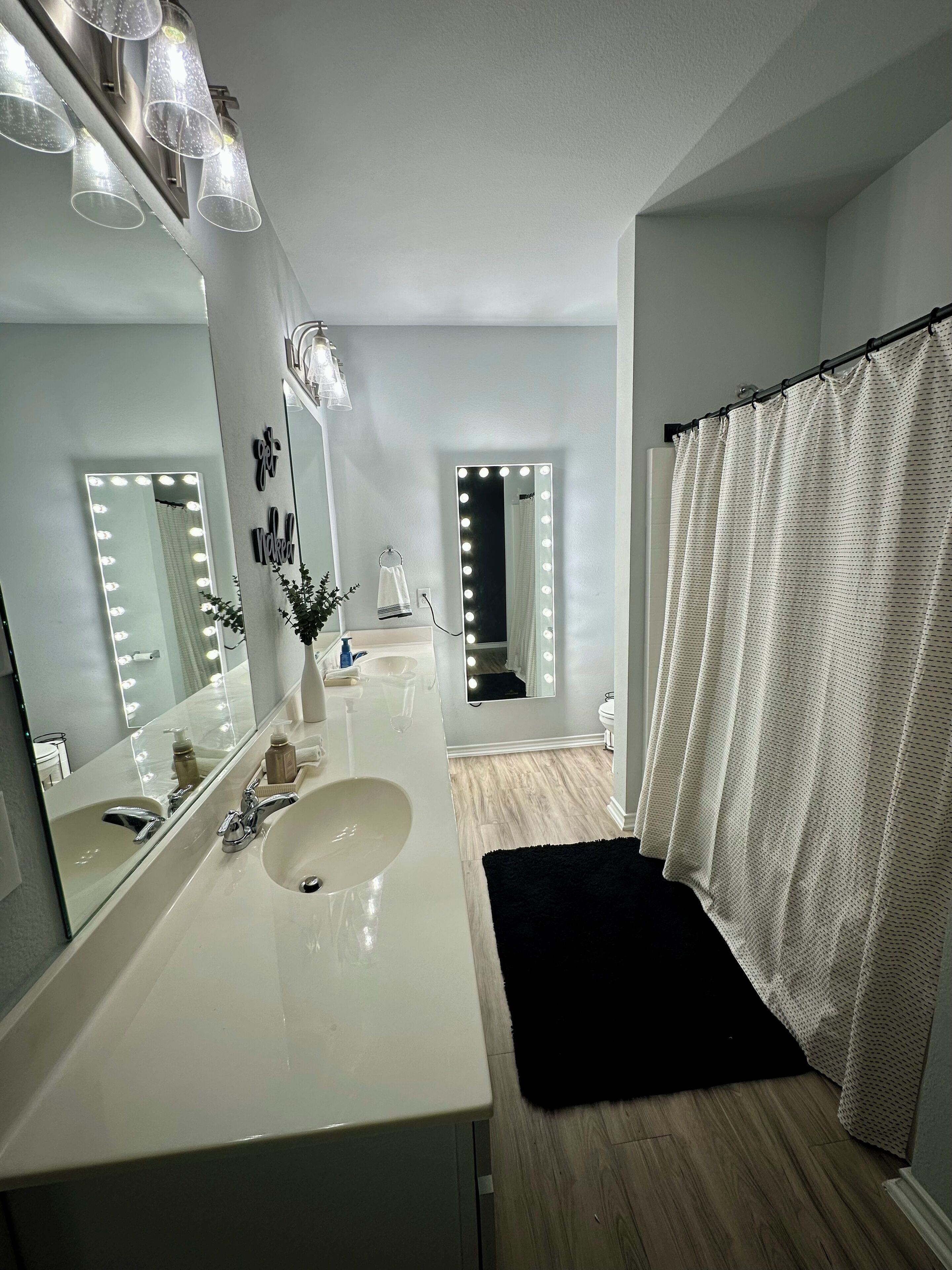 Hair dryer, towels, soap, shampoo