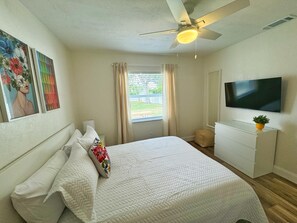 2 bedrooms, iron/ironing board, travel crib, free WiFi
